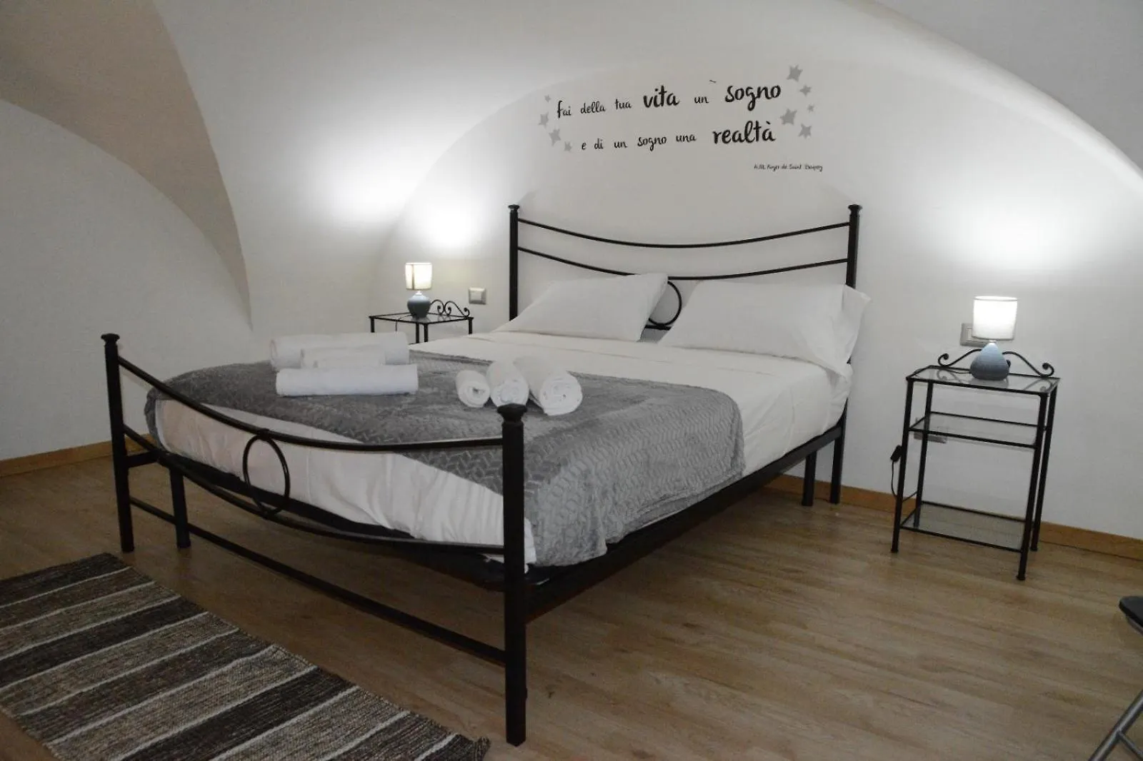 Verdi Apartment - Historic Centre 卡塔尼亚